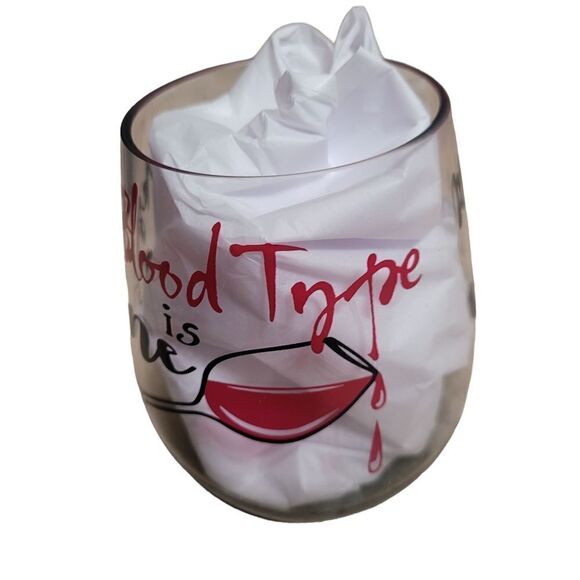 Set of 4 plastic wine glasses - Picture 1 of 2